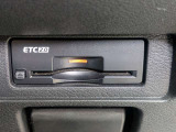 今では必需品のETCもパネルデザインにフィットするビルトインタイプなので、見た目もスッキリとしています