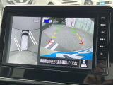 アラウンドビューモニター付きで車庫入れも安心