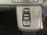 ワンアクションでスムーズな運転を支援する、エレクトリックギアセレクターに、パーキングブレーキは、電子制御パーキングブレーキです。