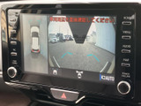 鮮明な映像で後方を確認できるので、安全に駐車操作が行えます。ガイドライン表示も便利ですね。狭い場所でも安心して運転できます。