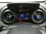 メーターの視認性もよく安全運転ができますね
