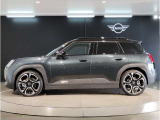 気密性の高いMINIは外観のかわいらしさとは裏腹に、外の雑音を遮り、高級感のある快適なドライブをお楽しみいただけます。