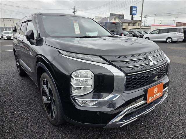 アウトランダー PHEV 2.4 G 4WD 禁煙車 純正9インチナビ