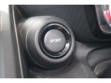 SPORT(CVT)モードがON になり、アンビエントメーターが白色から赤色に変化し、瞬間燃費表示がターボブースト表示に切り換わります。
