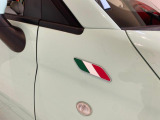 イタリアフェンダーバッヂ