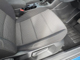 &ldquo;Certified Pre-Owned&rdquo;はお客様の安全性のため、厳しい基準を設定しています。その厳しいチェックをクリアして選び抜かれた車両だけを、ベストコンディションに仕上げてお届けします。