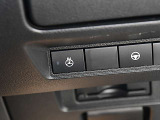 ハンドルヒーター装備で、寒い時期の運転時に重宝します。