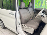 運転席シート廻りは使用感も少なく、良好な状態となっています。丁寧に使われていたことがよくわかりますね。