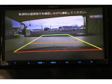 【バックモニター】車庫入れなどバックが苦手な方でもしっかりサポートします。障害物など後方確認。