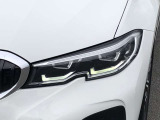 LEDのパワフルな白色光は太陽光の特性に近く、優れた視認性を発揮します。