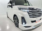 フォグランプ装着車です。暗い夜道の車両前方を明るく照らします