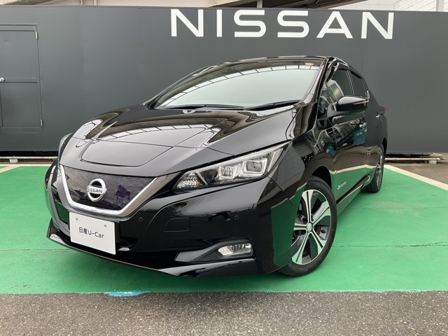 リーフ X 10万台記念車