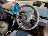 ミニ独特のゴーカートフィーリングと呼ばれる軽快なハンドリングはAT車、MT車のどちらでも楽しめます。