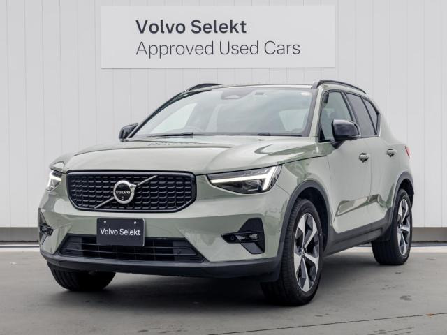 XC40 アルティメット B4 AWD ダークエディション 4WD