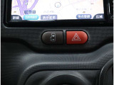 電動のスライドドアで楽々スムース!運転席からも開閉の操作もできます♪キーのスイッチひとつで自動開閉できる便利な機能もついてます♪