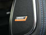 BOSEサウンドシステム総裁で車内がまるで、コンサートホールのような音響空間へとなります。