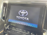 【純正9型ナビ】人気の純正ナビを装備。オーディオ機能も充実しており、Bluetooth接続すればお持ちのスマホやMP3プレイヤーの音楽を再生可能!毎日の運転がさらに楽しくなります!!