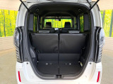 普段のお買い物や通勤、送迎等に十分な荷室スペースを確保しております。セカンドシートを倒すと、大きな荷物の積載も可能です♪