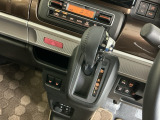 発進時から滑らかに加速する無段階変速のCVTはストップ&ゴーの多い街の中も快適です