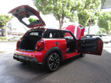ナビやドライバーアシスト機能など、BMW・MINIならではの装備についても丁寧に分かりやすくご案内いたします。