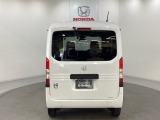 購入後も自社指定整備工場完備でお客様の愛車をしっかりサポート致します!御納車時には安全かつ安心してお乗り頂けるようホンダ専門知識を持つ整備スタッフが点検・整備・装備も説明をしてお渡ししております。