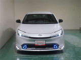 明度の高いLEDヘッドライトで、夜間の運転も安心です。