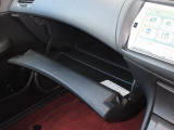 豊富な収納で、いつもすっきりとした車内、ほしい場所にちょうど良い収納を備えました。
