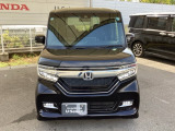 お客様に安全で快適なカーライフをお送りいただくために、中古車にも高いレベルの品質基準を設け、その基準に従って、全ての中古車について納車前整備を実施しています。