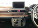 温度を設定すれば、自動で車内の温度管理をしてくれる優れものです♪ATミッションで運転楽々