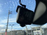 ◆ドライブレコーダー◆万一、事故に遭遇した時など、品質の高い映像と音声で運転の記録をしてくれます。