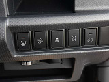 シートヒータースイッチ装備で、寒い時期の運転時に重宝します。