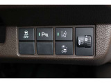 いつでもどんな場面でも不安なく安心して運転できるようにドライバーと一緒に周囲に気を配り、もしもに備えるHonda SENSINGのさまざまな機能や装備が充実しています。