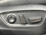 【パワーシート】スイッチ一つで簡単にシートの微調整が可能!電動だから力もいりません!快適なシートポジションにセットして、快適なドライブをお楽しみください。