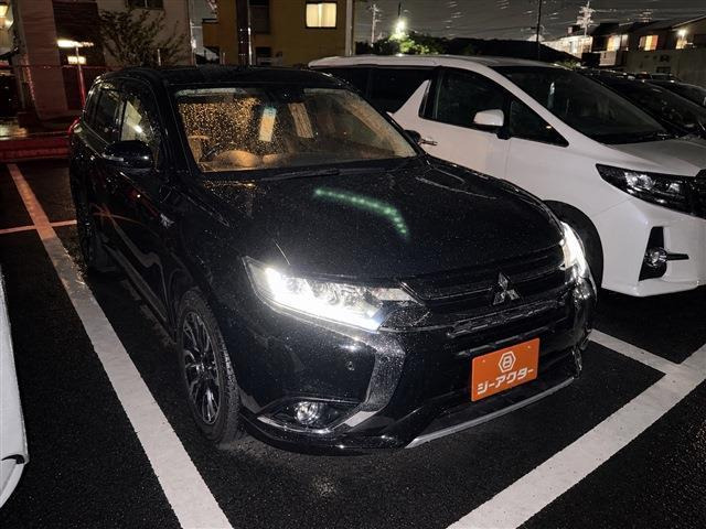 アウトランダーPHEV 2.0 G リミテッド エディション 4WD 禁煙車 社外ナビ クリアラン...