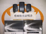 スマートキー&エンジンスターター付。取扱説明書とメンテナンスノートもあります☆品質評価シート付いてます!トヨタ認定中古車ライト!!