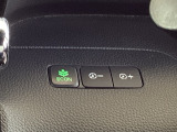 【eコンスイッチ】低燃費運転をサポートするECONモード。スイッチをONすると、エンジンやトランスミッション、A/Cなどを協調制御し、燃費の向上に貢献。エコドライブの効果を高めます。