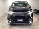 一目見てホンダ車だとわかるカッコいいフロントマスクです!