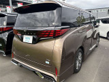 お車の見学に疲れたときは、併設のカフェでちょっと一息。。。ワンちゃんと一緒に、当店の挽きたてコーヒーをお召し上がりください。