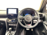 ヤリスクロスならではの見晴らしのよい前方視界で、快適なドライブをお楽しみいただけます。