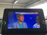 お車の中でテレビをお楽しみいただけます。休憩時間などに、ニュースや番組をチェックするのに便利です。