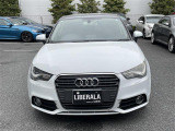 ◆LIBERALAは、輸入車選びの新たなスタイルを提案するインポート・セレクト・ブランドです。オーナー様となる方がクルマから直接感じる感性を第一にした、最良の一台との出会いをコーディネートいたします。