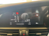 Apple CarPlay/USB/Bluetooth/バックモニター に対応。日常の使い勝手も非常に良く、初めての方でも直感的に扱えます