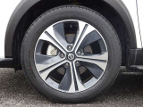 【タイヤ】 【純正17インチアルミホイール】《205/55R17》専用のアルミなのでお車のイメージぴったりですね!