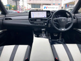 ES 300h Fスポーツ 