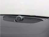 【Bowers&Wilkins】世界のオーディオファン垂涎のプレミアムサウンドシステムを搭載。コンサートホールのベストポジションに相当する音場空間を忠実に再現。乗る人すべてに驚きの音響体験を提供します