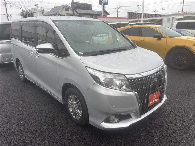 エスクァイア 2.0 Gi 禁煙車 純正9インチナビ フルセグTV
