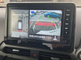 [アラウンドビューモニター]車両を上から見たようなカメラで周りの障害物などが一目瞭然!駐車が苦手な方でも、らくらく駐車♪