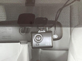 【ドライブレコーダー】ドライブレコーダー装備!走行中はもちろん、あおり運転や事故に遭遇した際、映像で記録し、万一のリスクに備えます。※記録用SDカードはお客様ご自身でご準備いただく必要があります。