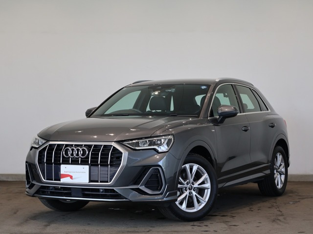 Q3 35 TFSI Sライン