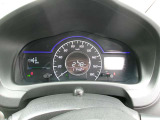 大きくて見やすいスピードメーターです!安全運転で行きましょうね^^快適なドライブを♪